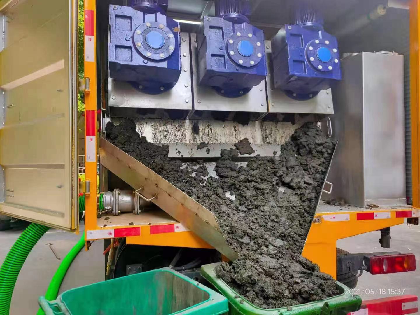 乌拉特前化粪池清掏城市维护站-泥浆净化干湿分离处理